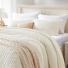 BEDELITE Fluffy Queen Comforter Set - Beige Fleece Soft Comforter for Queen Size Bed. Luxury Warm Bedding Set for Winter. Fuzzy Bed Set 3 Pieces (1 Comforter. 2 Pillowcases)