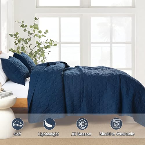 DJY Oversized California Cal King Size Quilt Bedding Sets with Pillow Shams. Navy Blue Lightweight Soft Bedspread Coverlet Bed Cover. All Season Spring Summer. 3 Pieces. 112 X104 inches