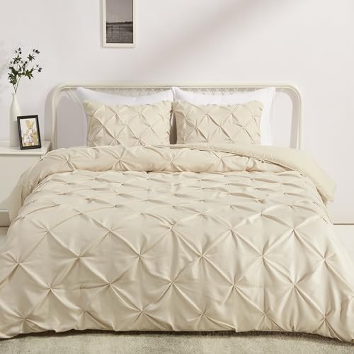 Amazon Basics King Size Soft. Lightweight Comforter Sets. All-Season Down-Alternative 3-Piece Bedding Set. Pinch Pleat Design. Beige