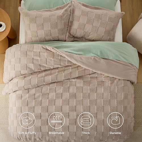 Bedsure Queen Size Comforter Set Khaki. Boho Tufted Bed Set. Checkered Farmhouse Shabby Chic Bedding. 3 Pieces. 1 Plaid Geometric Comforter and 2 Pillow Shams