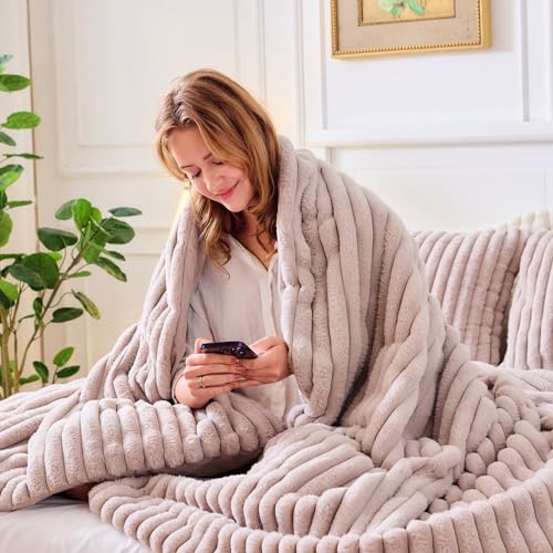 Soft Fluffy Rabbit Fur Comforter Set Shaggy Faux Fur Striped Bedding Set with Pillowcase Winter Warm Plush Fuzzy Bed Set 3 Piece(Khaki. Queen)
