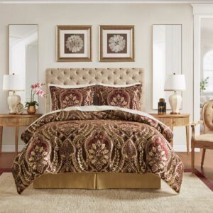 Julius Red 4-Piece Comforter Set By Croscill
