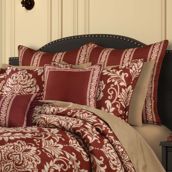 Lazia Red 3 Piece Comforter Set