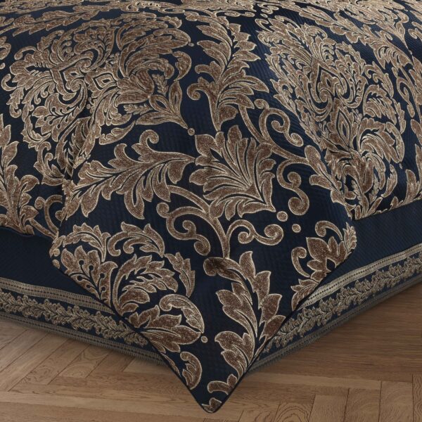 Monte Carlo Navy 4 Piece Comforter Set