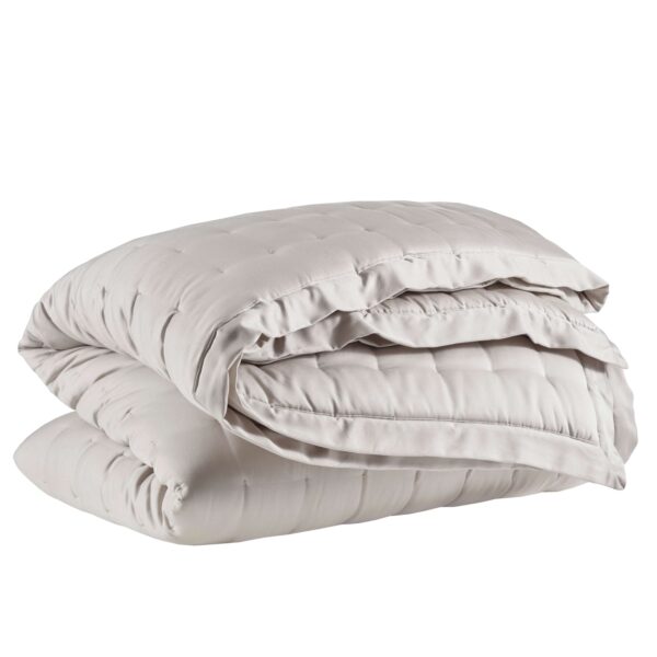 Silken Solid Puff Comforter