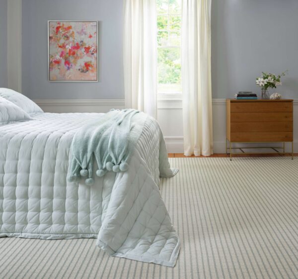Silken Solid Puff Comforter