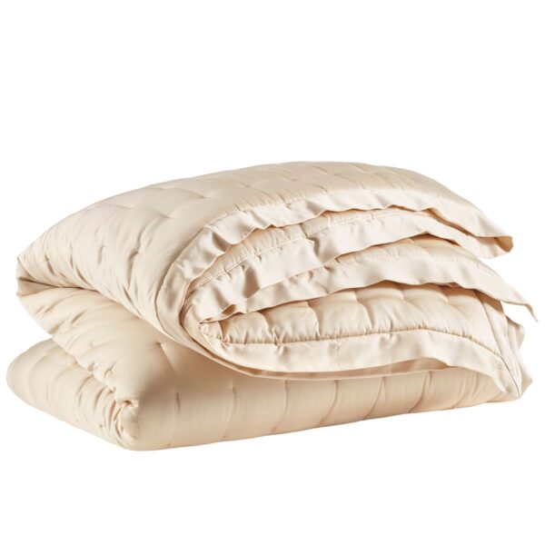 Silken Solid Puff Comforter